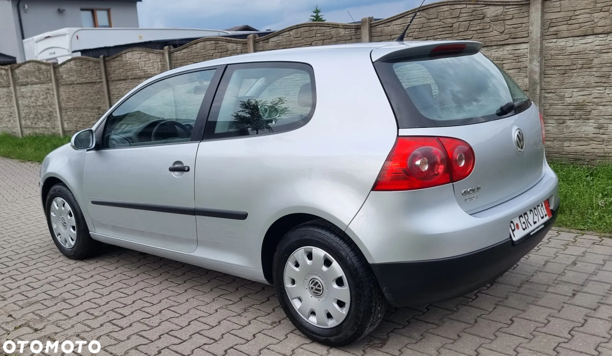 Volkswagen Golf - 10