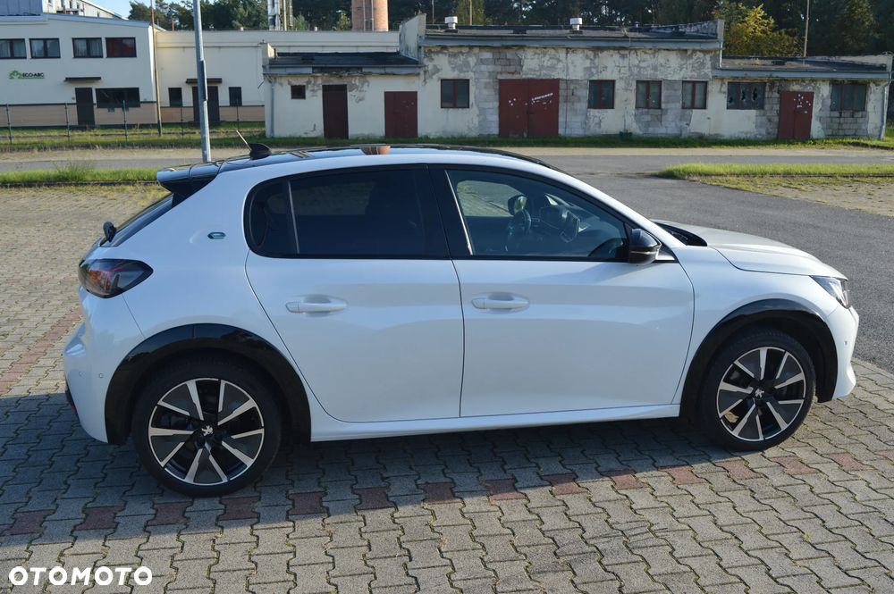 Peugeot 208 GT Line - 5