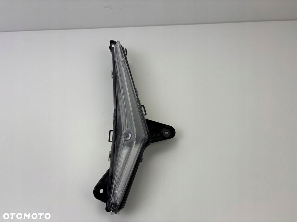 Lampa LED Prawy przód Can-Am Maverick R 2024- Oryginał - 1