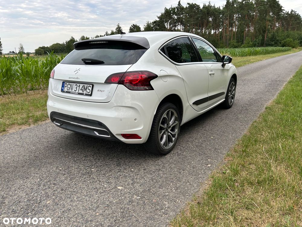Citroën DS4 1.6 HDi Chic - 4