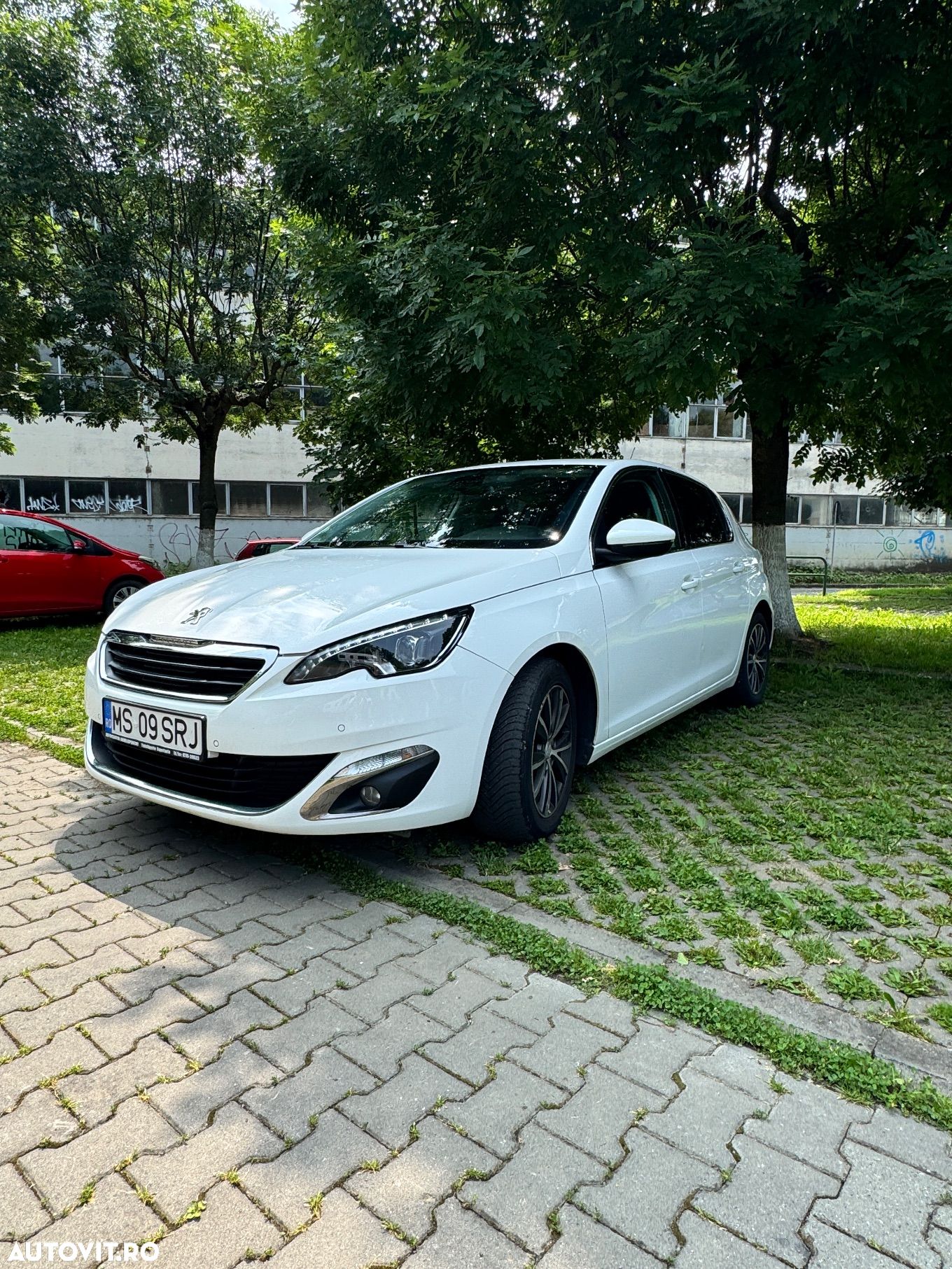 Peugeot 308 - 1