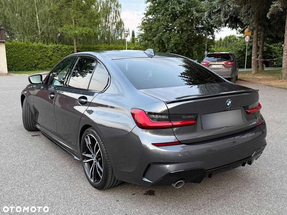 BMW Seria 3 318d M Sport Shadow - 9