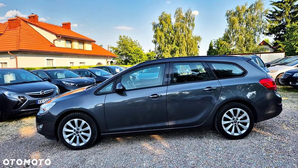 Opel Astra 1.4 T Cosmo S&S - 19