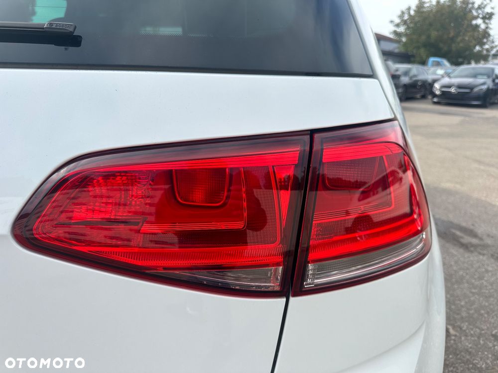 Volkswagen Golf 2.0 TDI BlueMotion Technology Allstar - 11