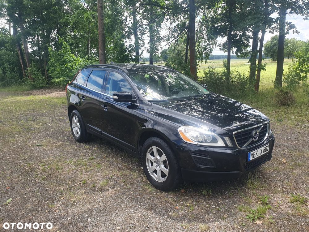 Volvo XC 60 D3 Momentum - 3
