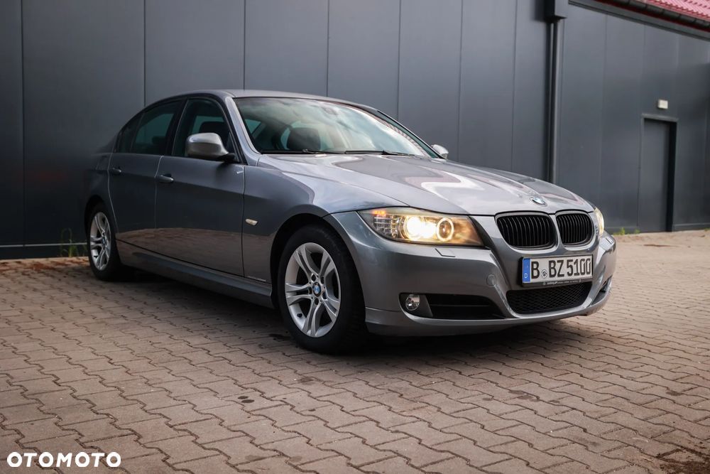 BMW Seria 3 320d DPF - 14