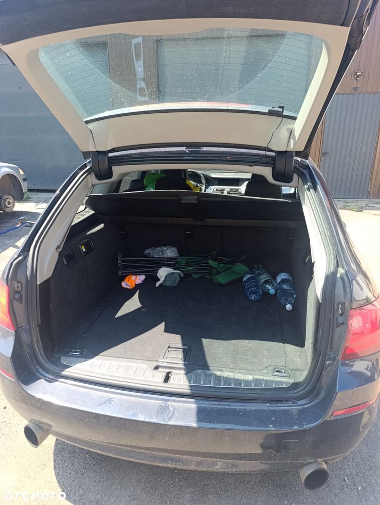 BMW Seria 5 535i - 6