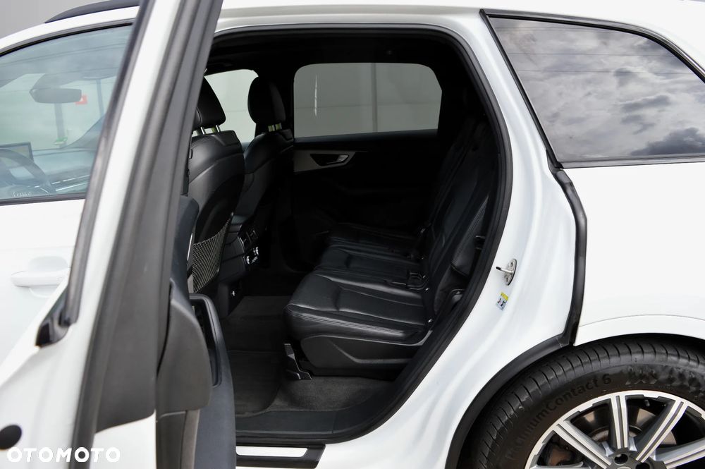 Audi Q7 50 TDI mHEV Quattro S Line Tiptr - 7