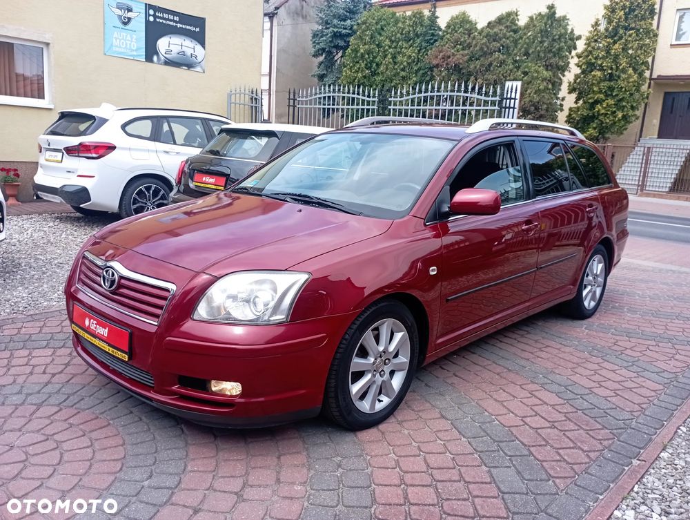 Toyota Avensis 2.0 VVT-i Sol - 1