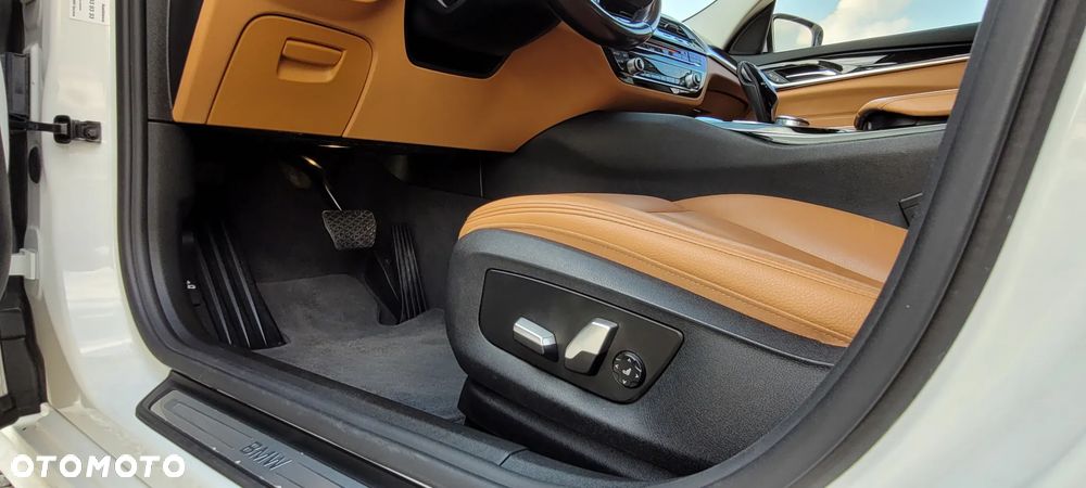 BMW 6GT 630i Luxury Line sport - 20