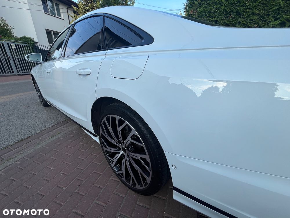 Audi A8 55 TFSI quattro tiptronic - 15