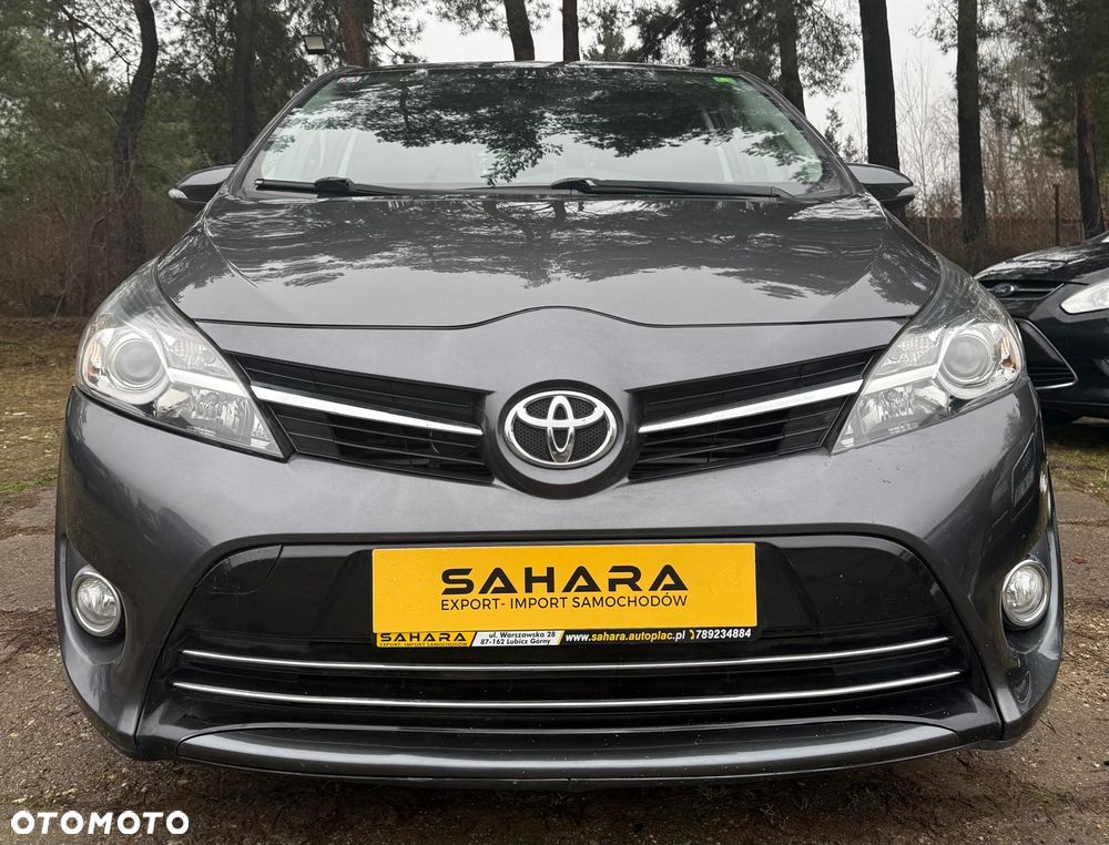 Toyota Verso 1.6 D-4D 5-Sitzer Start/Stop Executive - 4