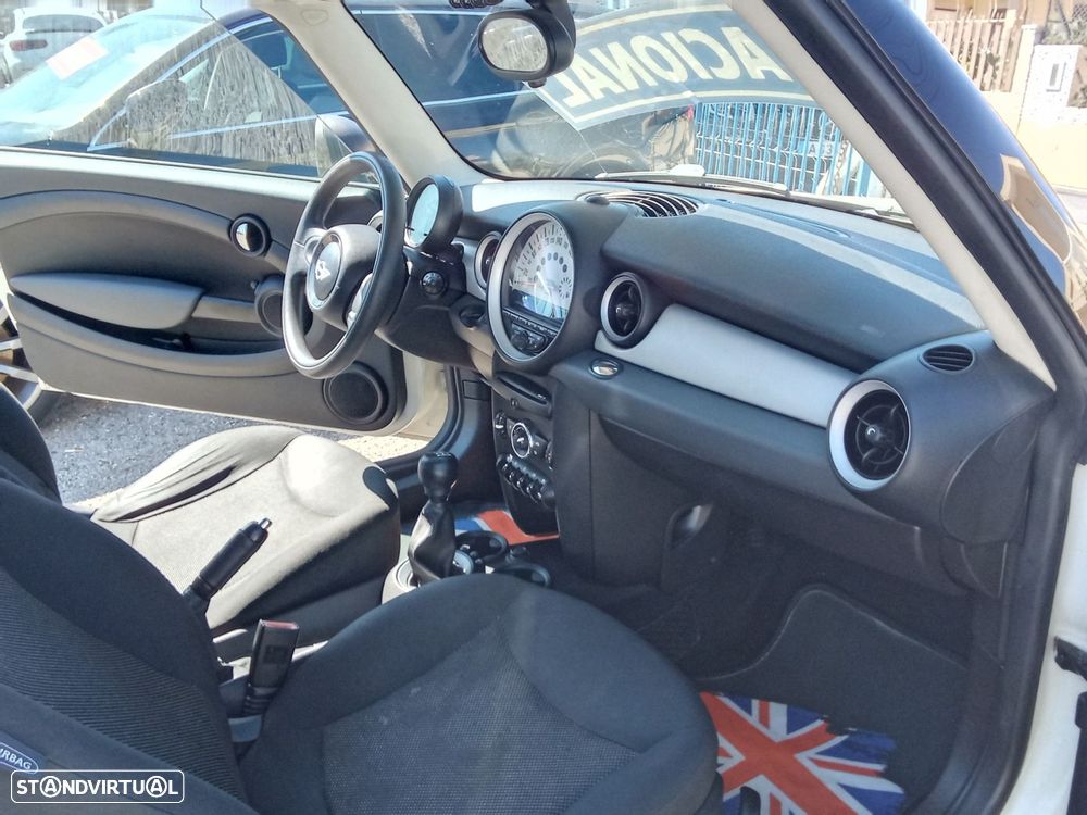 MINI 3 Portas One 1.6 - 14
