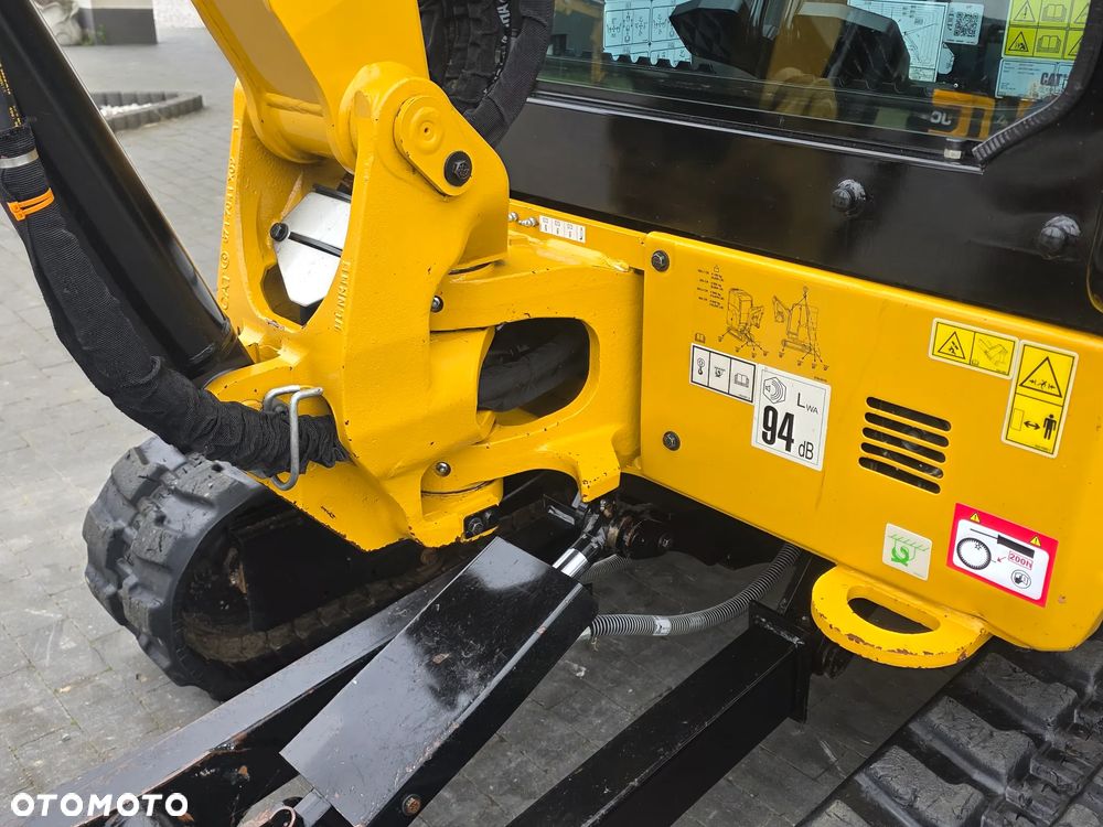 Caterpillar CAT 302.7 CR mini koparka szybkozłącze 3 łyżki piękna serwisowana 1 wł JCB sprowadzona w oryginale - 22