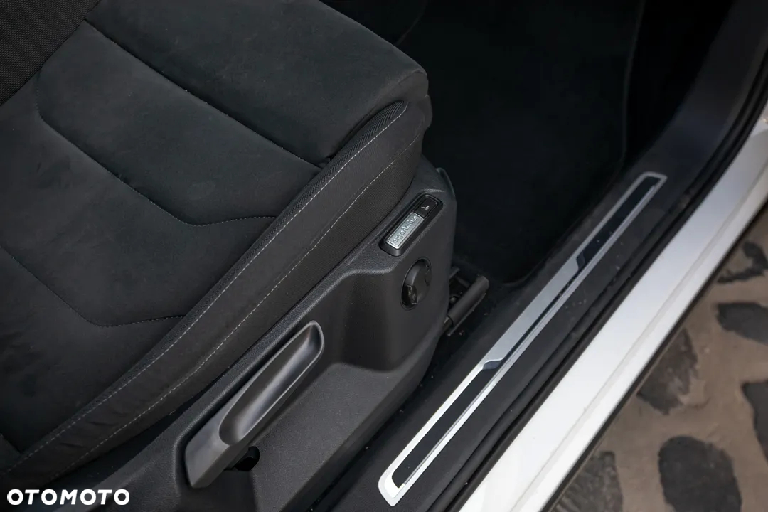 Volkswagen Tiguan 2.0 TSI 4Mot R-Line DSG - 19