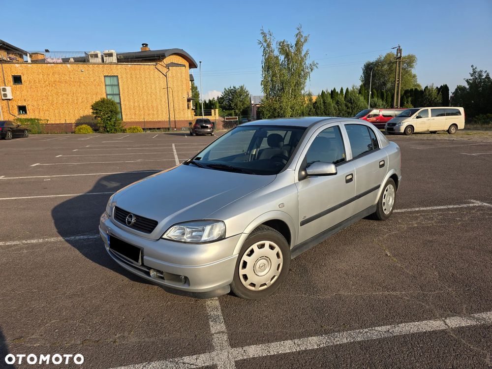Opel Astra - 4