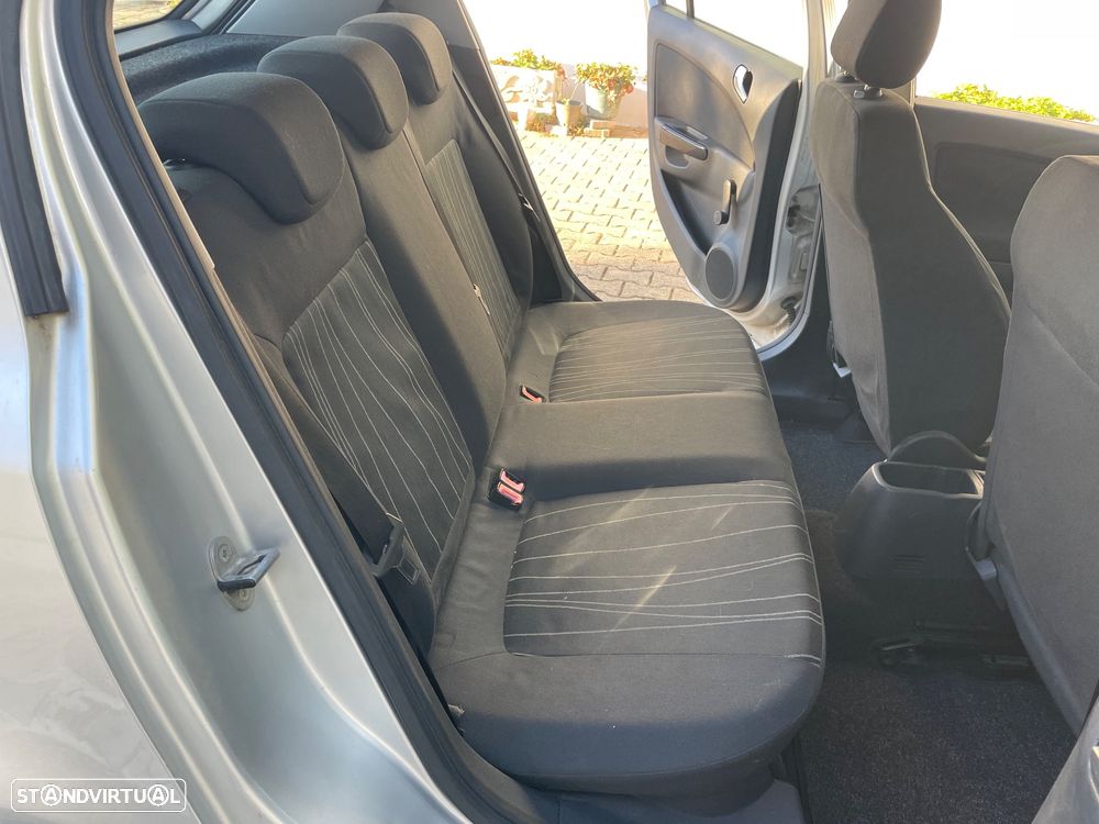 Opel Corsa - 18