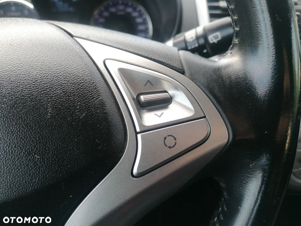 Hyundai ix20 1.4 Premium - 17