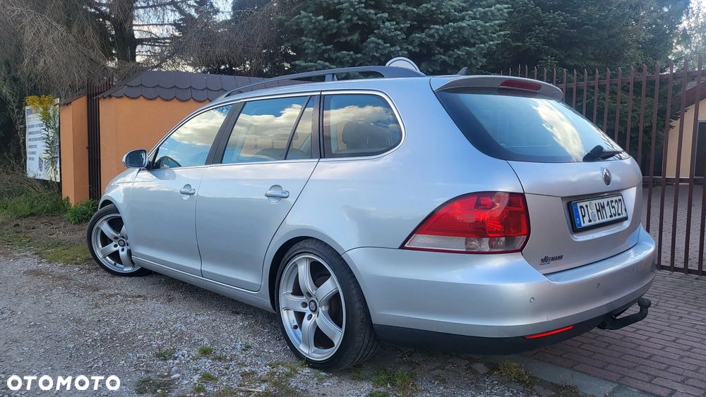 Volkswagen Golf 1.9 TDI DPF Sportline - 4