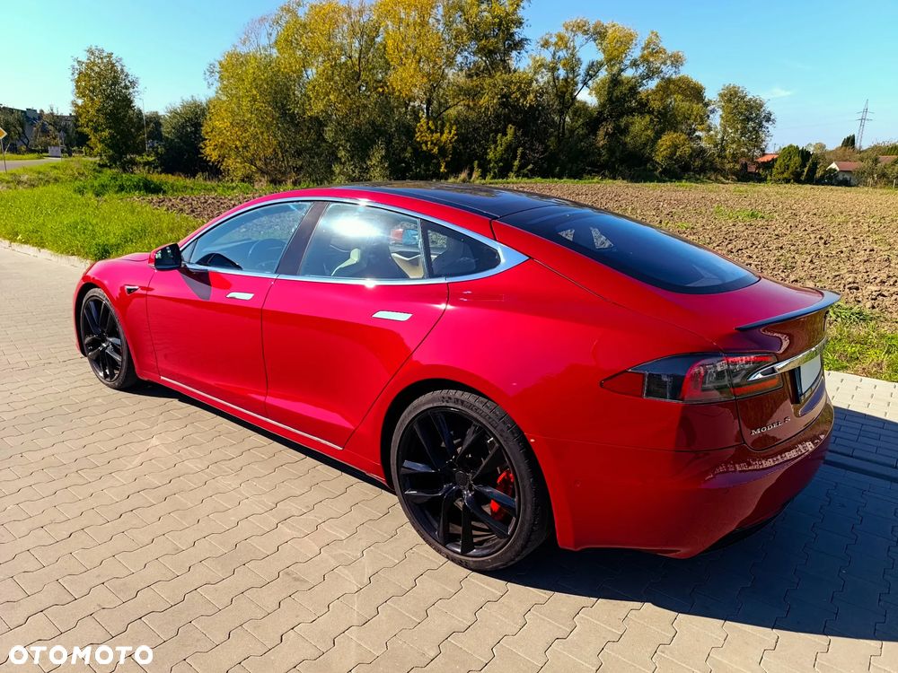 Tesla Model S Long Range Plus - 39