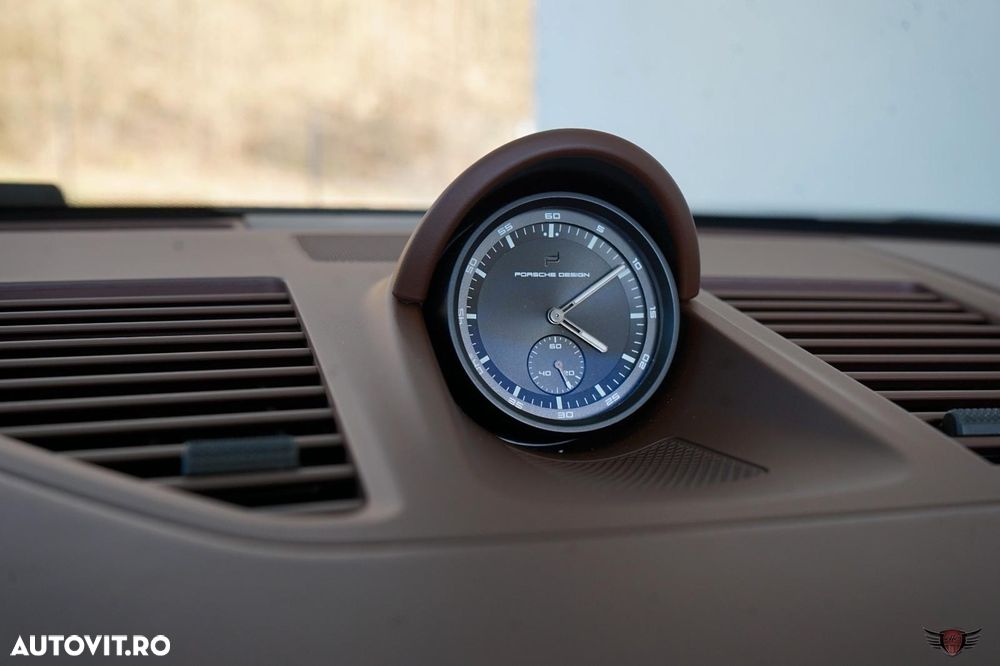 Porsche 911 Carrera PDK - 23