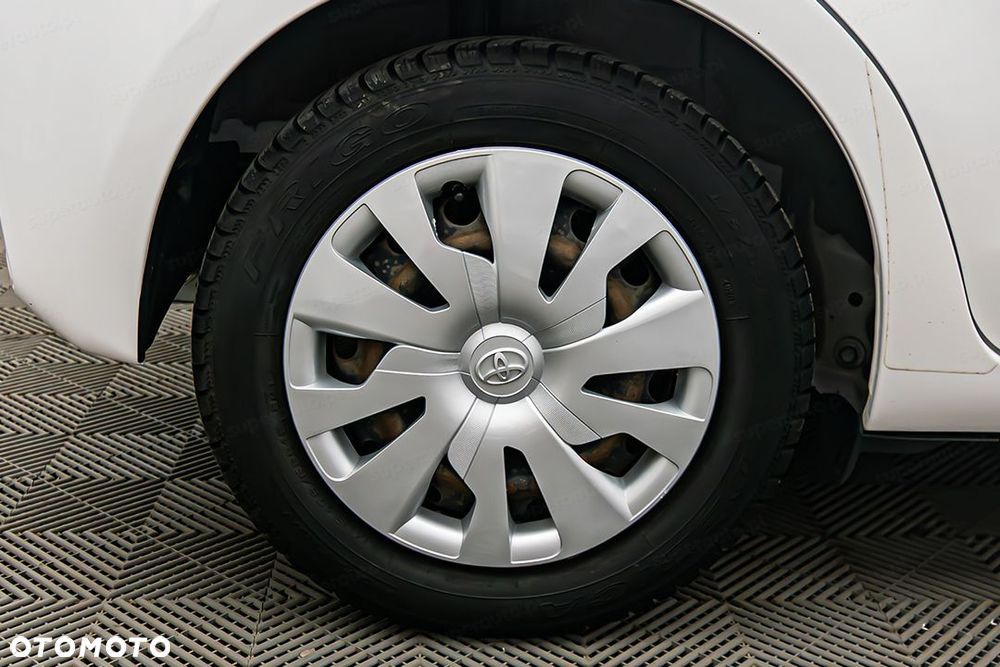 Toyota Yaris Active 1.5 111KM - 23