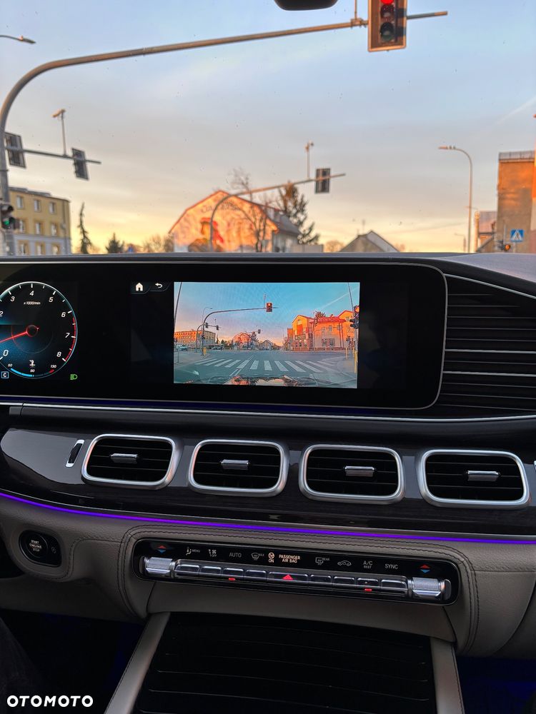 Mercedes-Benz GLE - 33