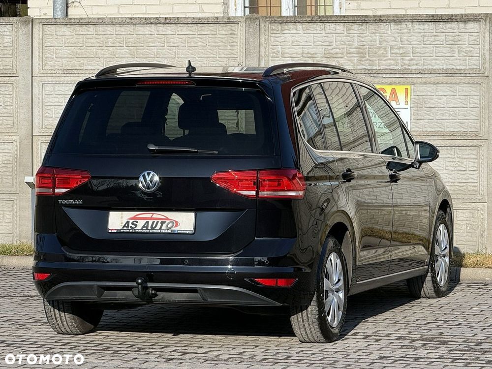 Volkswagen Touran 1.6 TDI SCR DSG IQ.DRIVE - 4