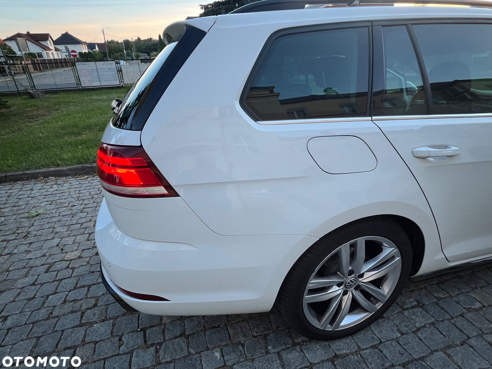 Volkswagen Golf - 9