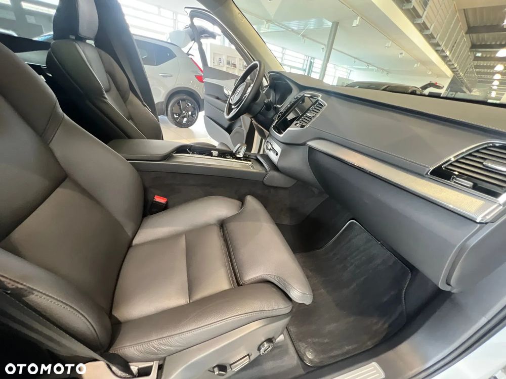 Volvo XC 90 B5 D AWD Ultimate Dark 7os - 18