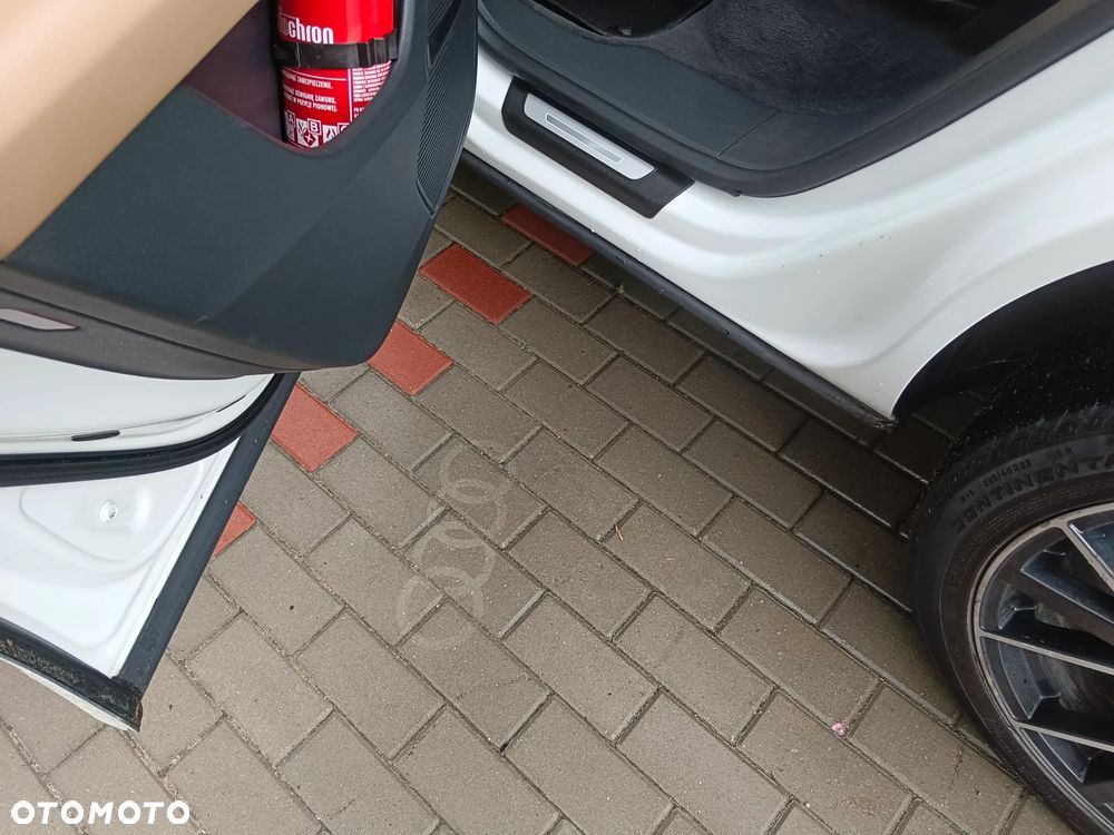 Audi Q8 SUV TFSI quattro 250 kW tiptronic S line business - 23