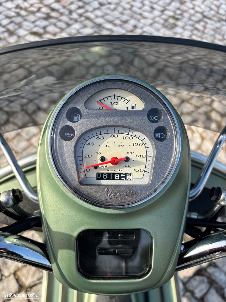Vespa GTS Super Sei Giorni - 6