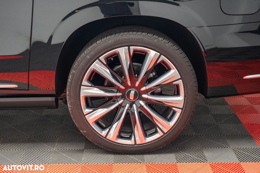 Cadillac Escalade - 16