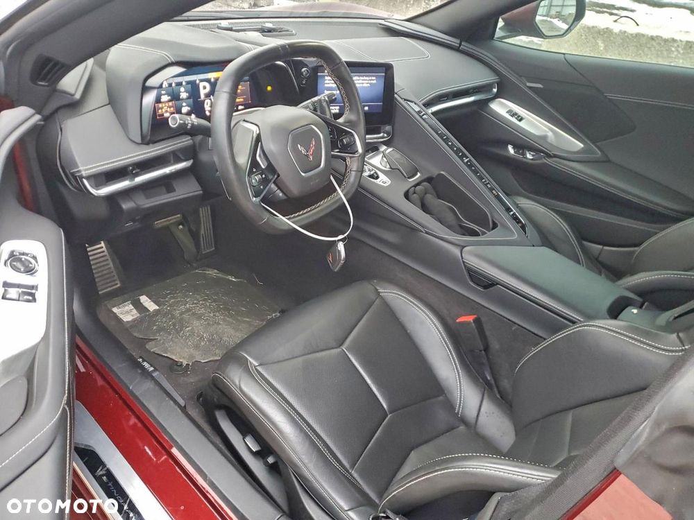 Chevrolet Corvette - 10