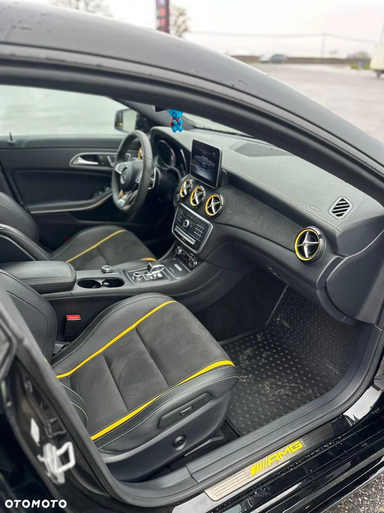 Mercedes-Benz CLA AMG 45 4Matic AMG Speedshift 7G-DCT Yellow Night Edition - 20