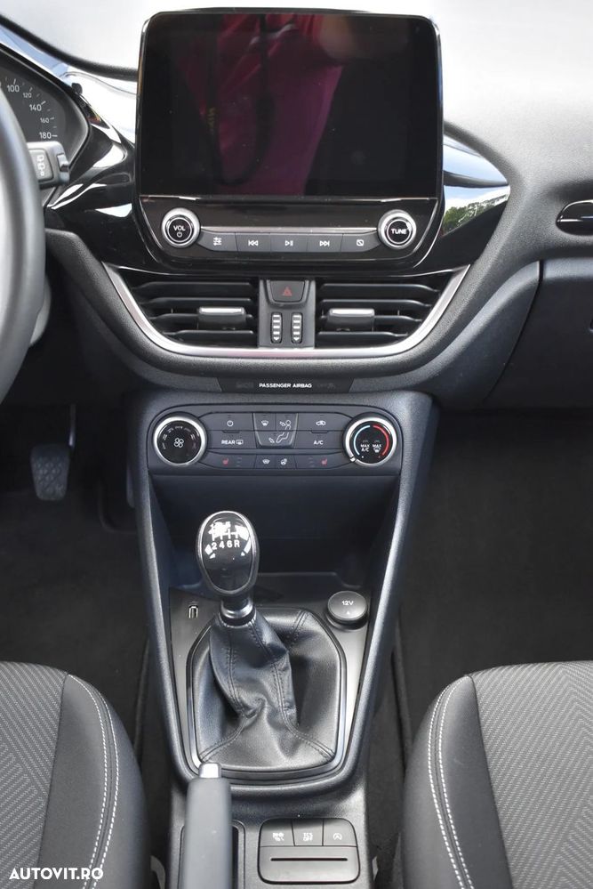 Ford Fiesta 1.0 EcoBoost mHEV Trend Connected - 21