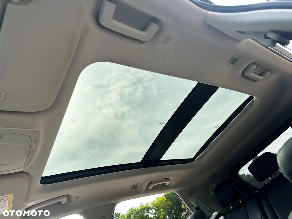 Ford Edge 2.0 TDCi Bi-Turbo 4x4 Titanium - 36