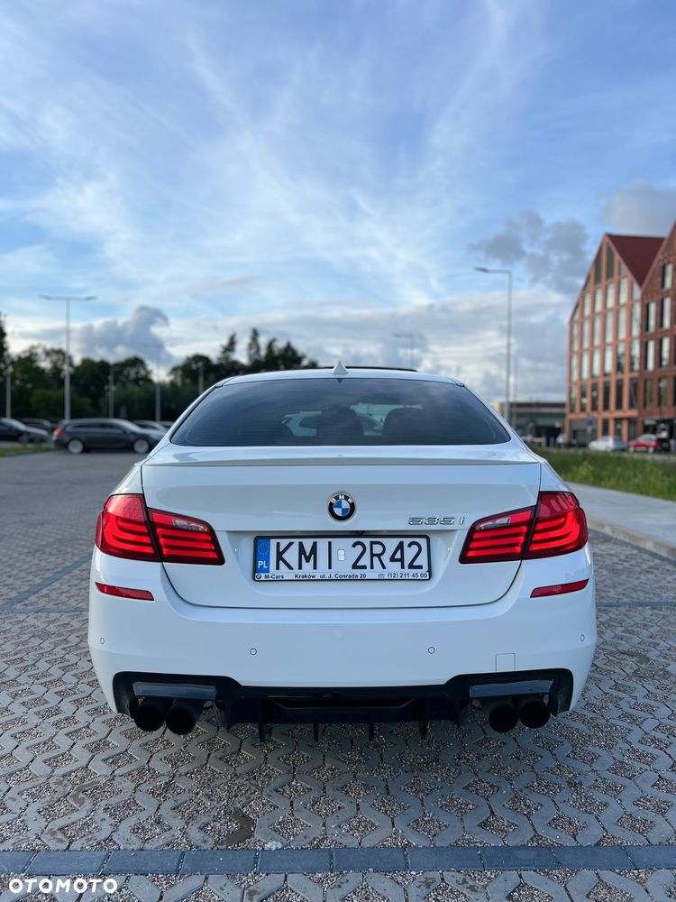 BMW Seria 5 535i xDrive - 4