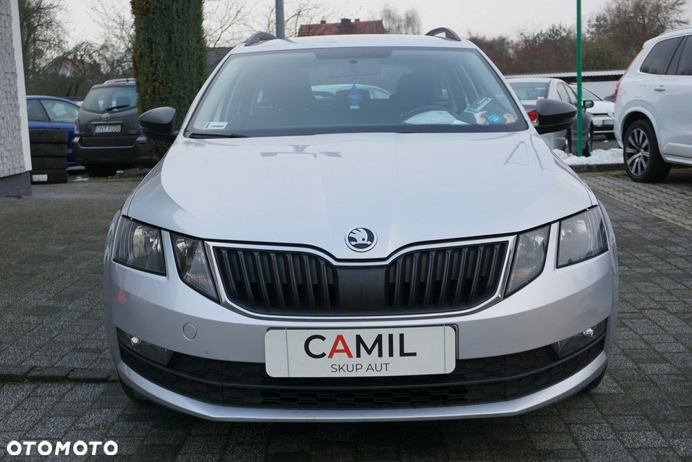 Skoda Octavia - 2