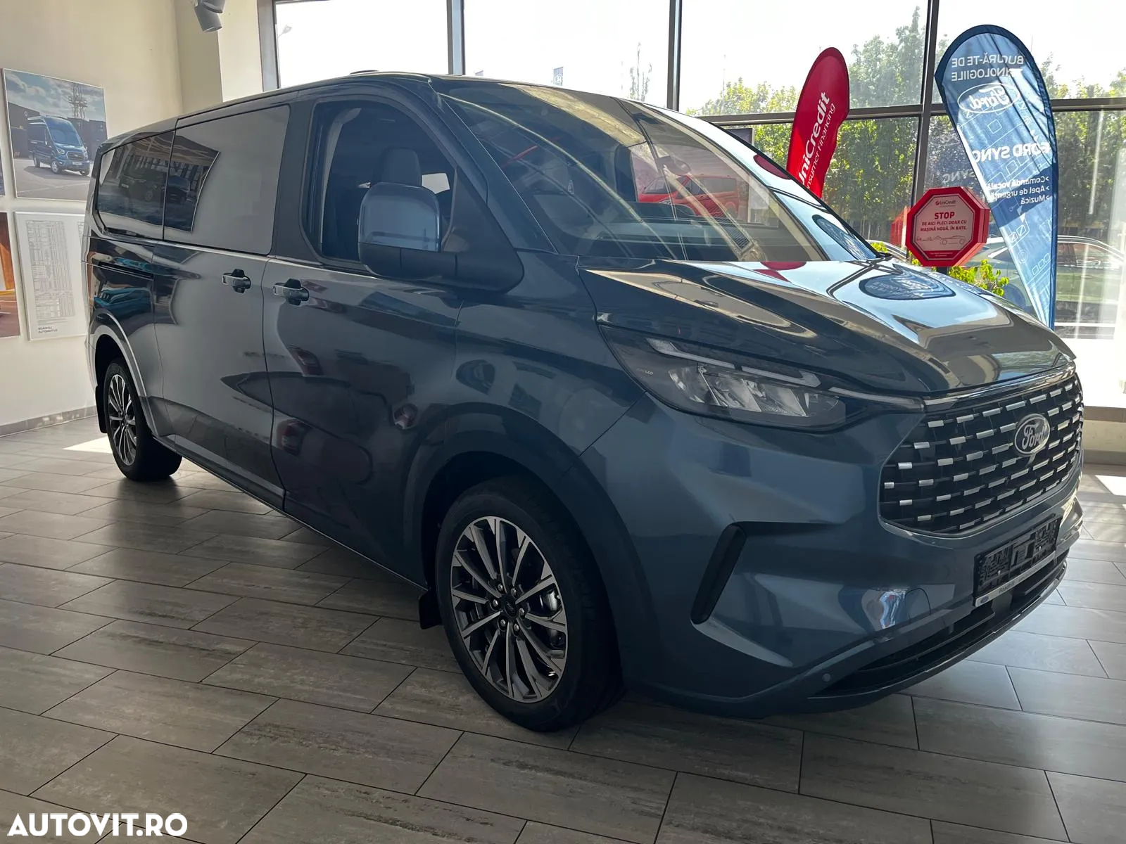 Ford Tourneo Custom Bus 320L 2.0 EcoBlue 136 CP 8AT L2H1 FWD Titanium - 2