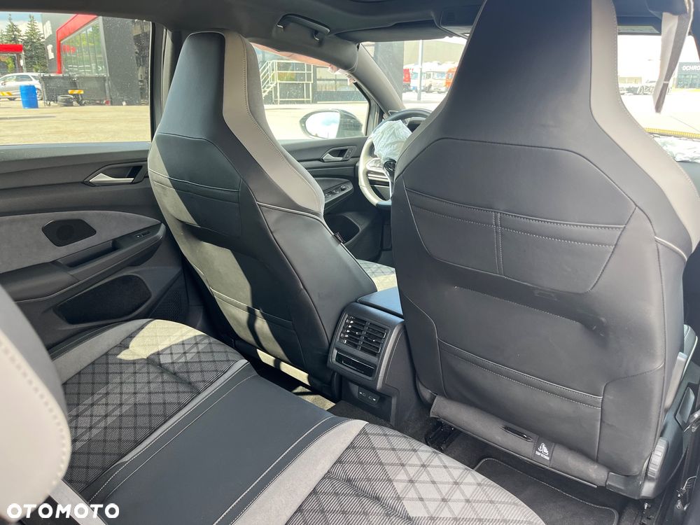 Volkswagen Golf 1.5 eTSI OPF DSG R-Line - 14