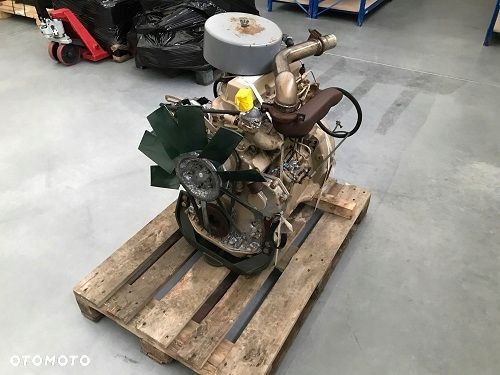 SILNIK JOHN DEERE 3179 DF kompletny 3-cylindrowy - 7