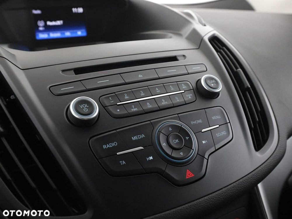 Ford Kuga 1.5 EcoBoost 2x4 Trend - 24