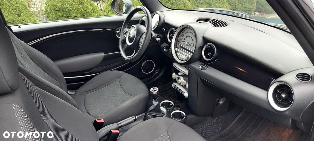 MINI ONE Baker Street - 31