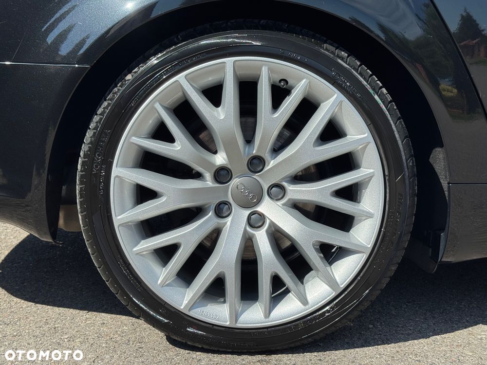 Audi A4 Avant 2.0 T FSI quattro - 12