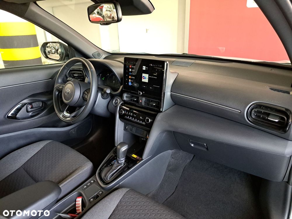Toyota Yaris Cross Hybrid 1.5 Style - 17