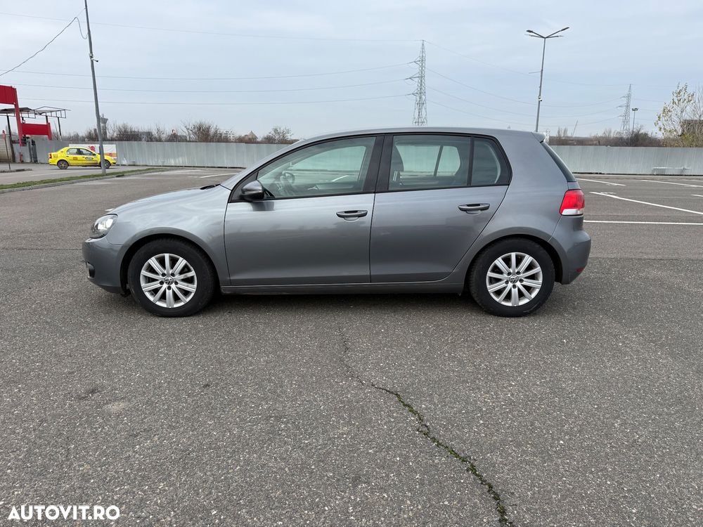 Volkswagen Golf 1.6 TDI DPF BlueMotion Technology Comfortline - 13