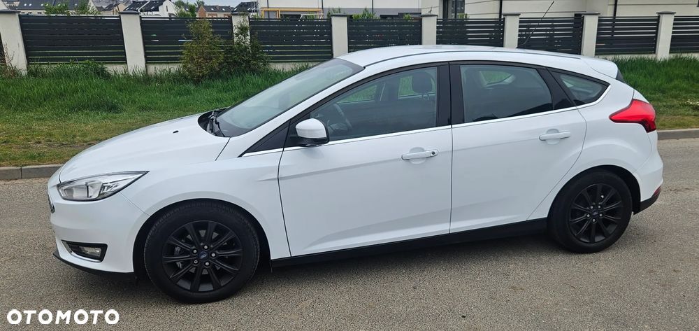 Ford Focus 1.5 TDCi DPF Start-Stopp-System Ambiente - 2