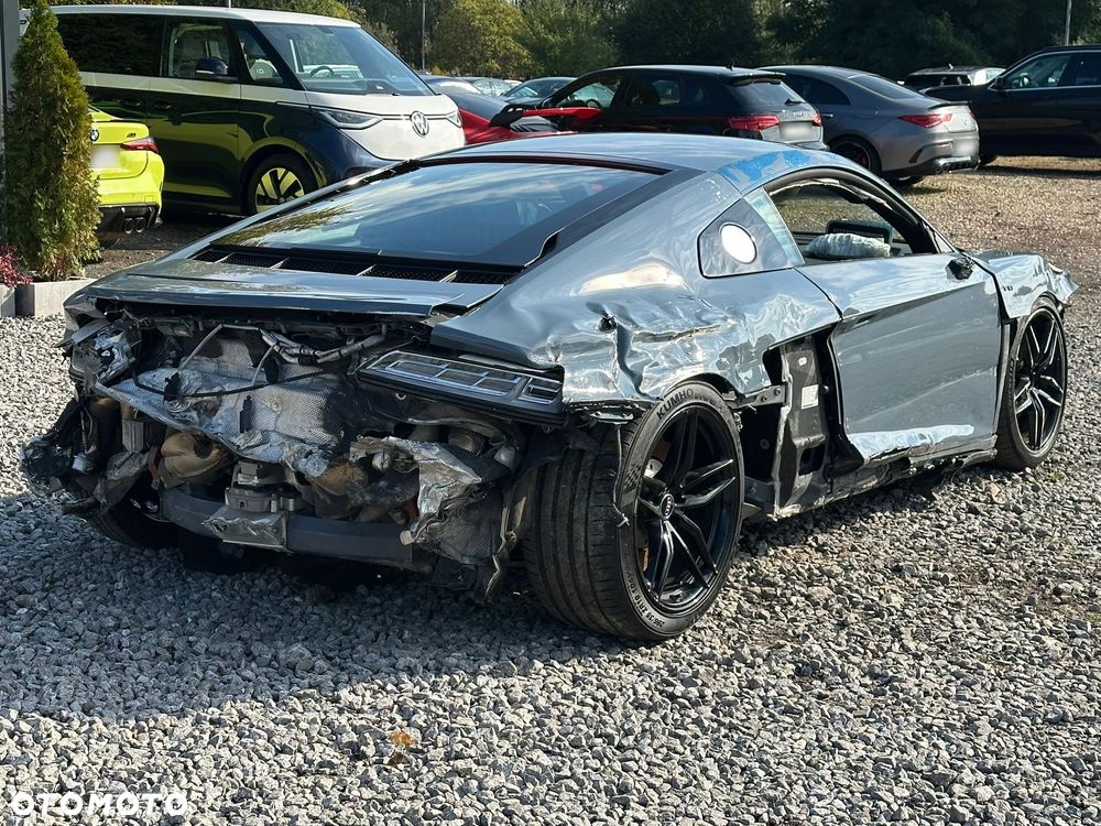 Audi R8 Coupé V10 RWD - 3