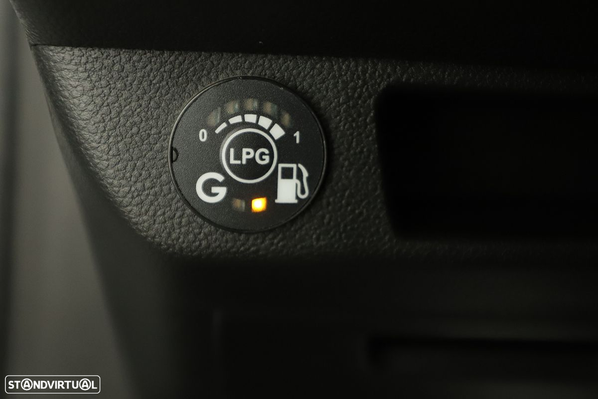 Renault Clio 1.0 TCe Techno Bi-Fuel - 21